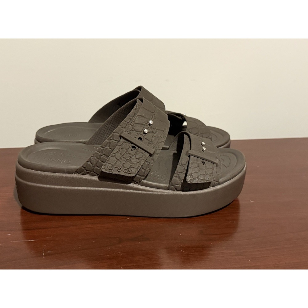 CROCS Women 9 Espresso Brooklyn Buckle Wedges Platform Slides Sandals NWOT - Picture 2 of 6